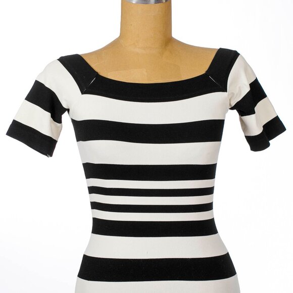 Black and white strip long dress - Picture 3 of 4